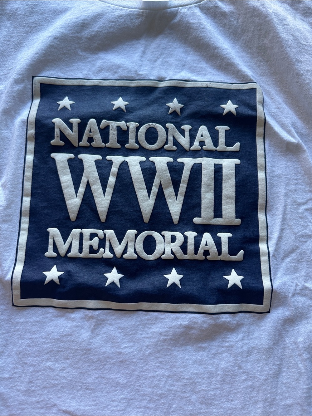 National WWII Memorial Navy & White Graphic Tee Size-XL